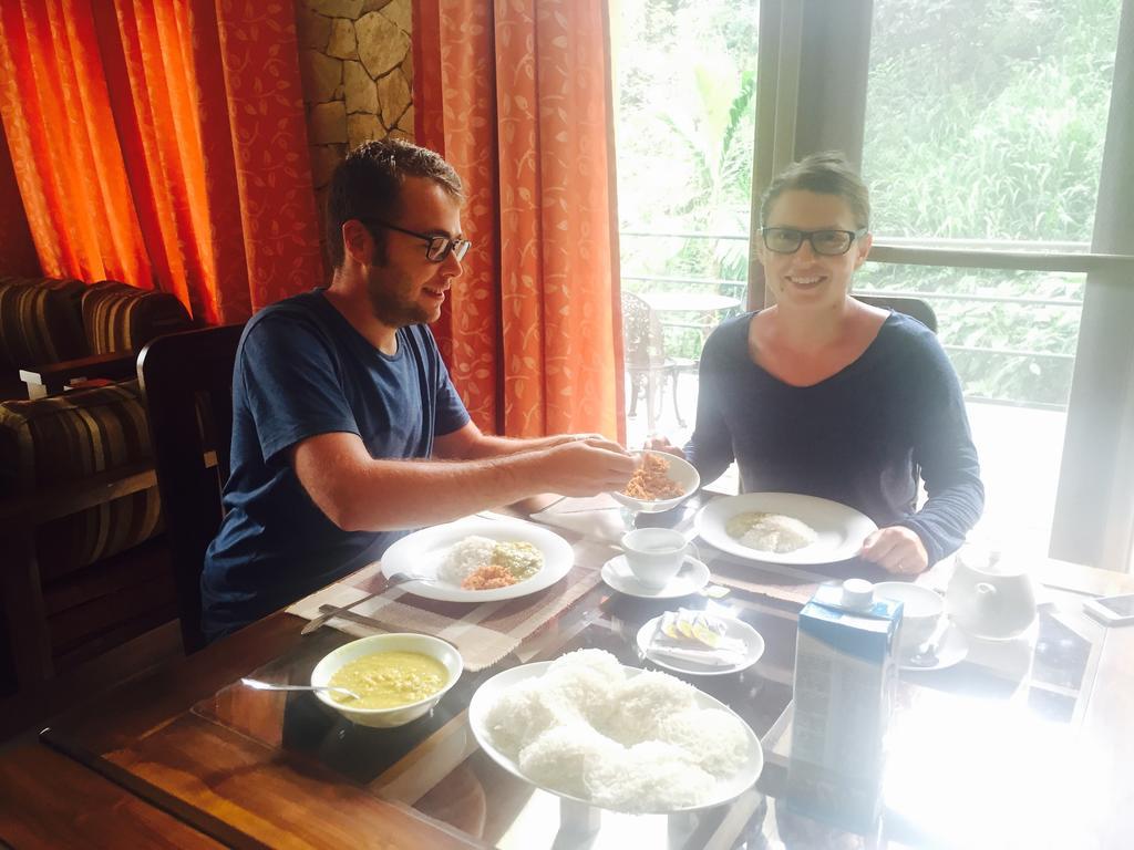 Aronka Homestay Kandy Eksteriør bilde