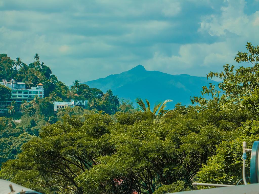 Aronka Homestay Kandy Eksteriør bilde