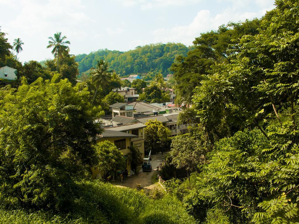 Aronka Homestay Kandy Eksteriør bilde