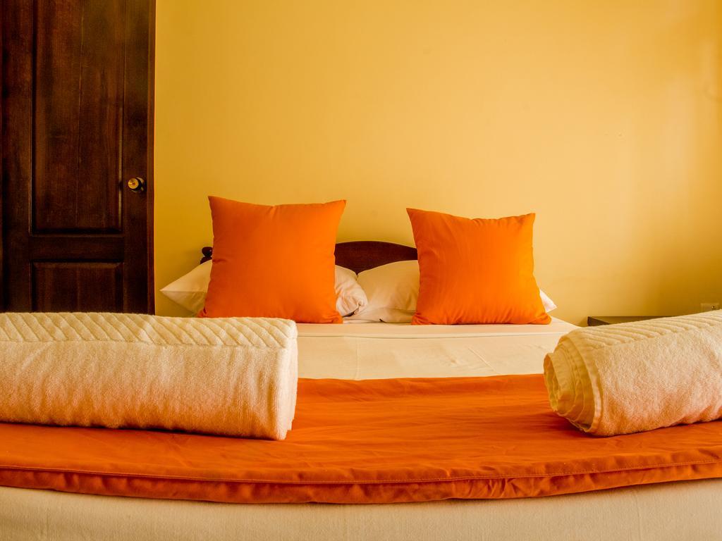 Aronka Homestay Kandy Eksteriør bilde