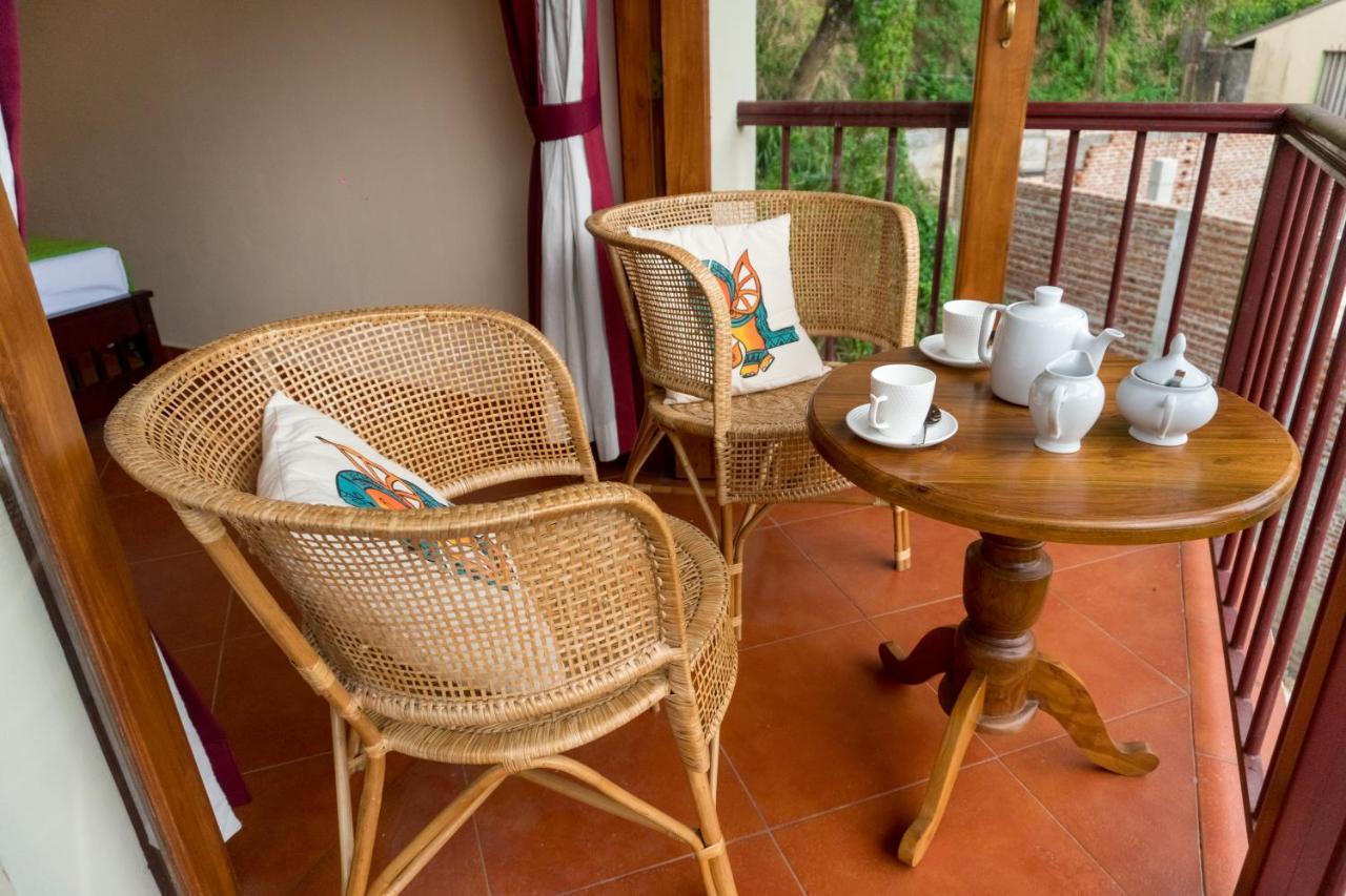 Aronka Homestay Kandy Eksteriør bilde